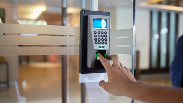 biometric attendance machine in Surat, Gujarat